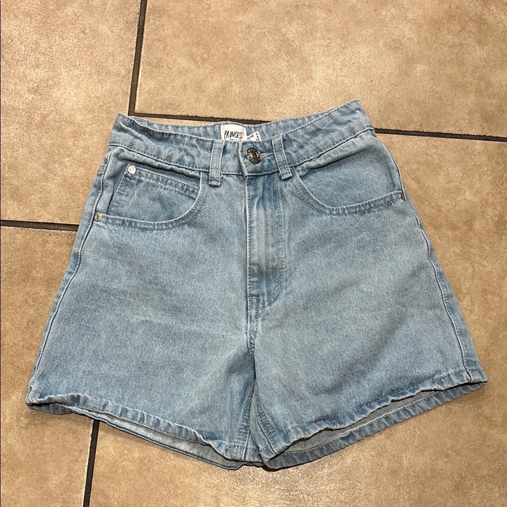 Princess Polly Denim High Waisted Light Wash Mom Jean Shorts